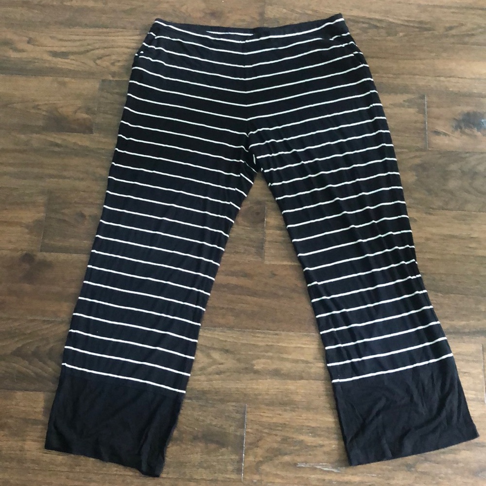 Horizontal Black/White Striped Summer Pant